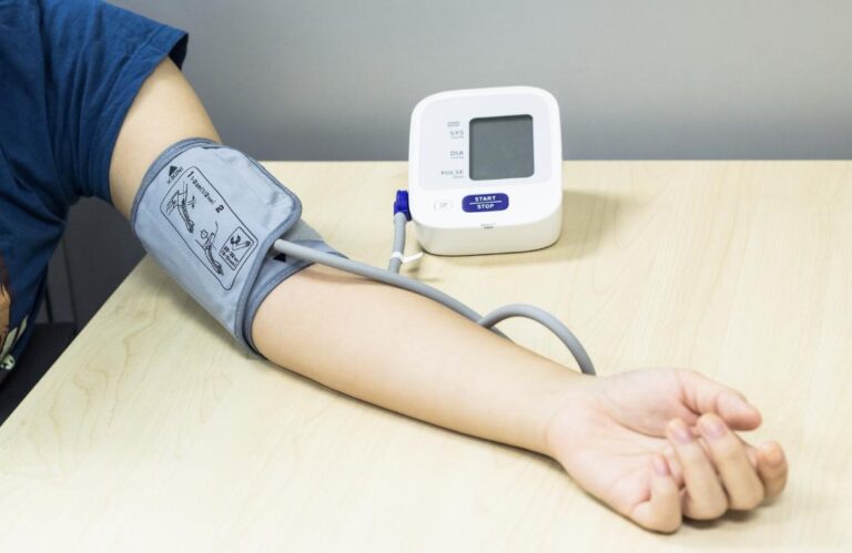 “High Blood Pressure in Children: Symptoms, Risk Factors, and Treatment”