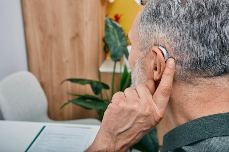 7 Essential Tips for Managing Hearing Loss in Elderly Loved Ones for Enhanced Quality of Life